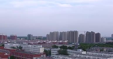 城市楼群空镜平移02视频的预览图